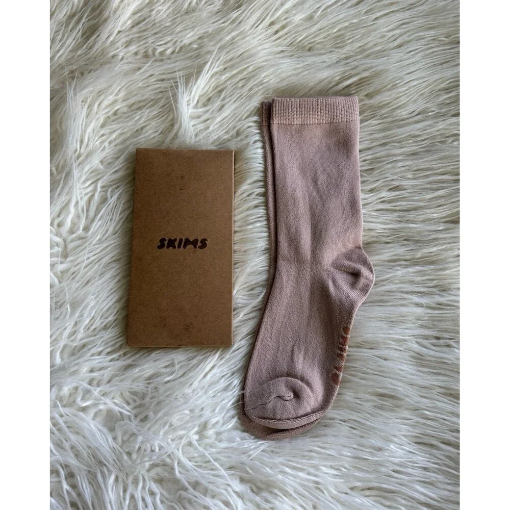 Skims Everyday Crew Socks  Mica Size Small